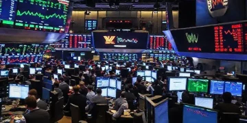 Breaking news on stock market performance: insights you need